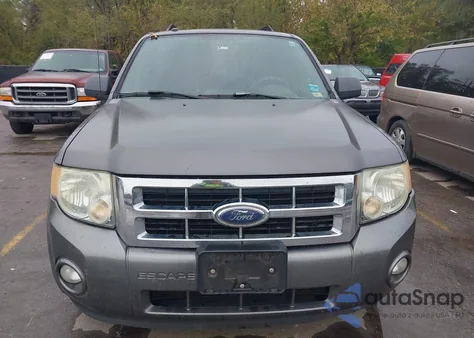 2010 Ford Escape Xlt from USA, damaged, VIN 1FMCU0D79AKA42418